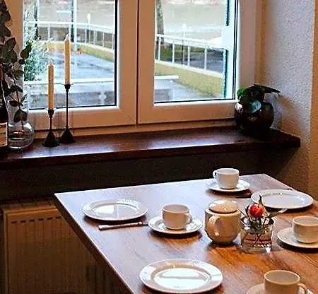 Gaestehaus Schier Im Zehnthof - Weinbar Bed & Breakfast 3*