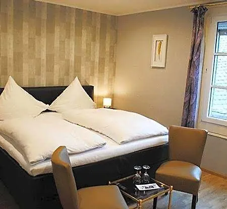 Gaestehaus Schier Im Zehnthof - Weinbar Bed & Breakfast Reil