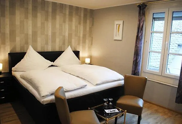 Gaestehaus Weingut Schier Im Zehnthof 3*